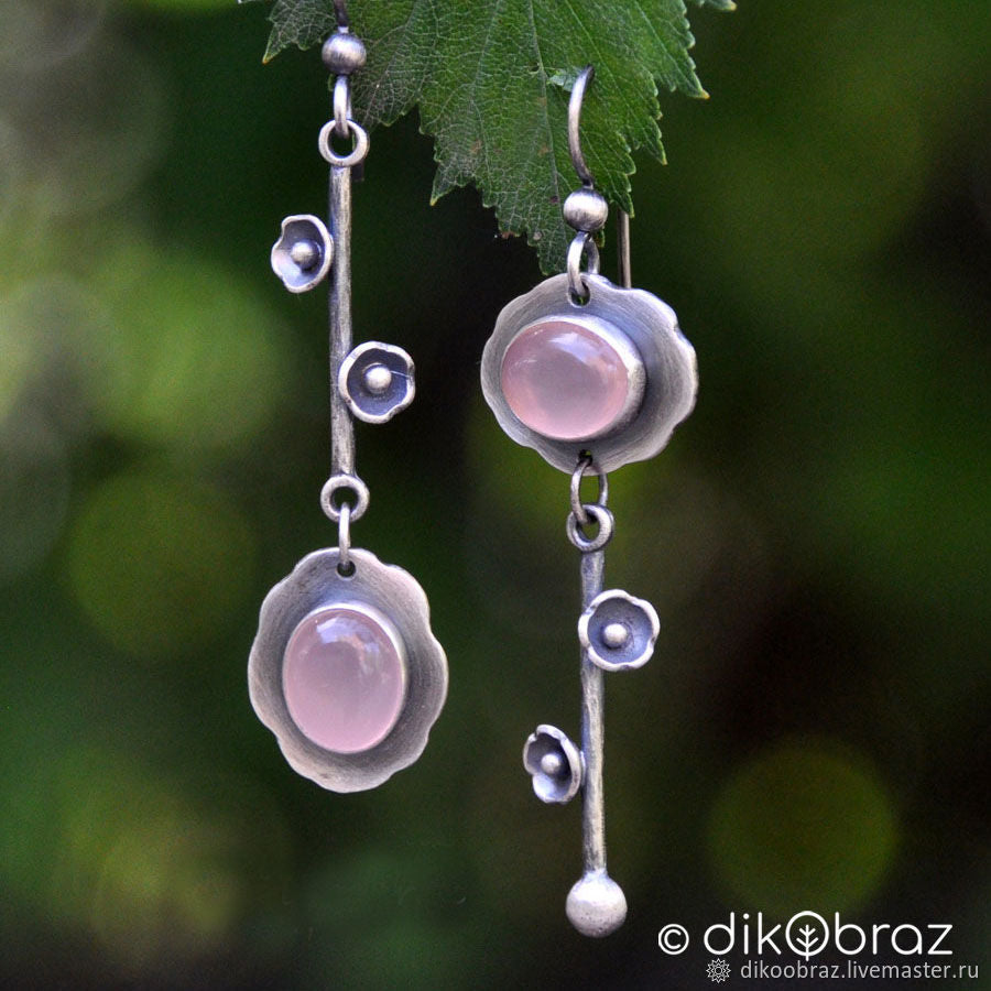 Wholesale Crystal Gemstone Plum Blossom Alloy Earrings